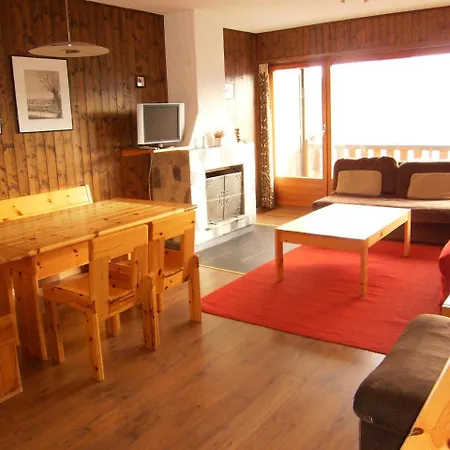 Immeuble Le Hameau Апартаменты *